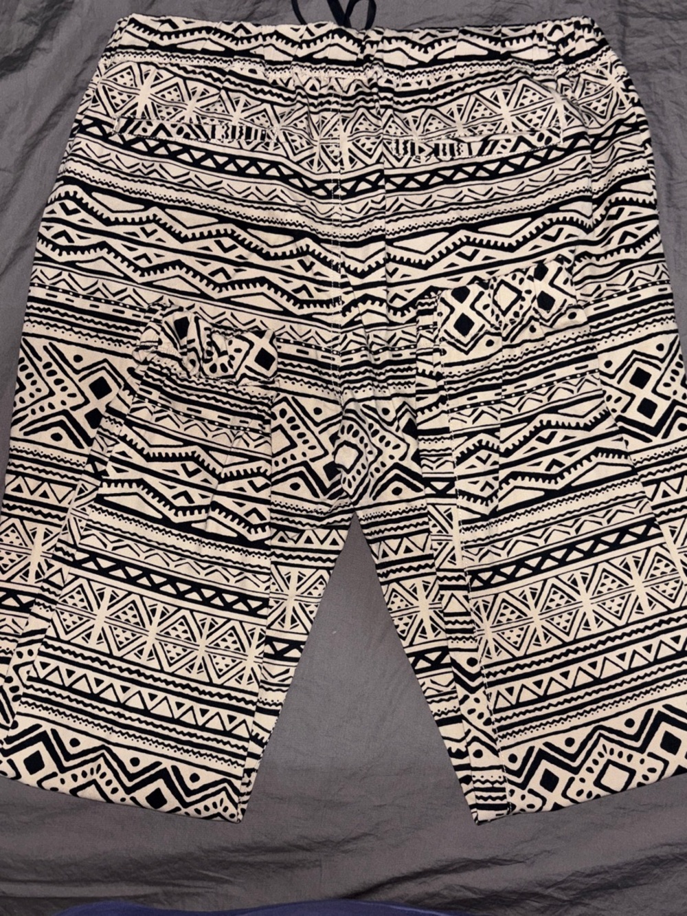 Vintage 21MEN Black & Cream Tribal Print pants